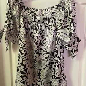 Allison Taylor Satiny Blouse off Shoulder Option